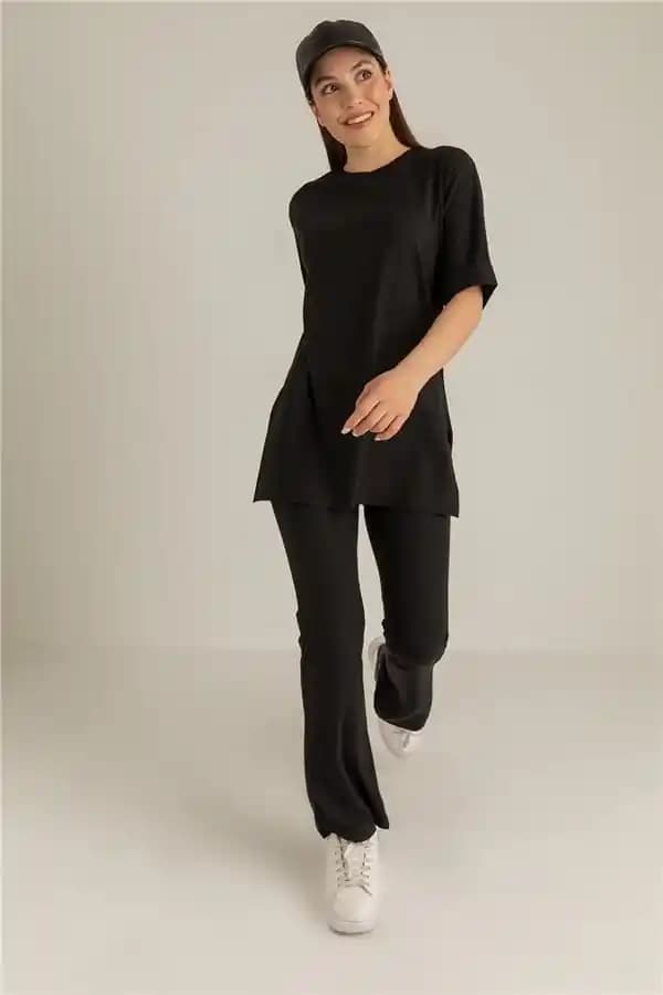 Yırtmaçlı Takımların Moda Dünyasındaki Yeri ve Stil Önerileri