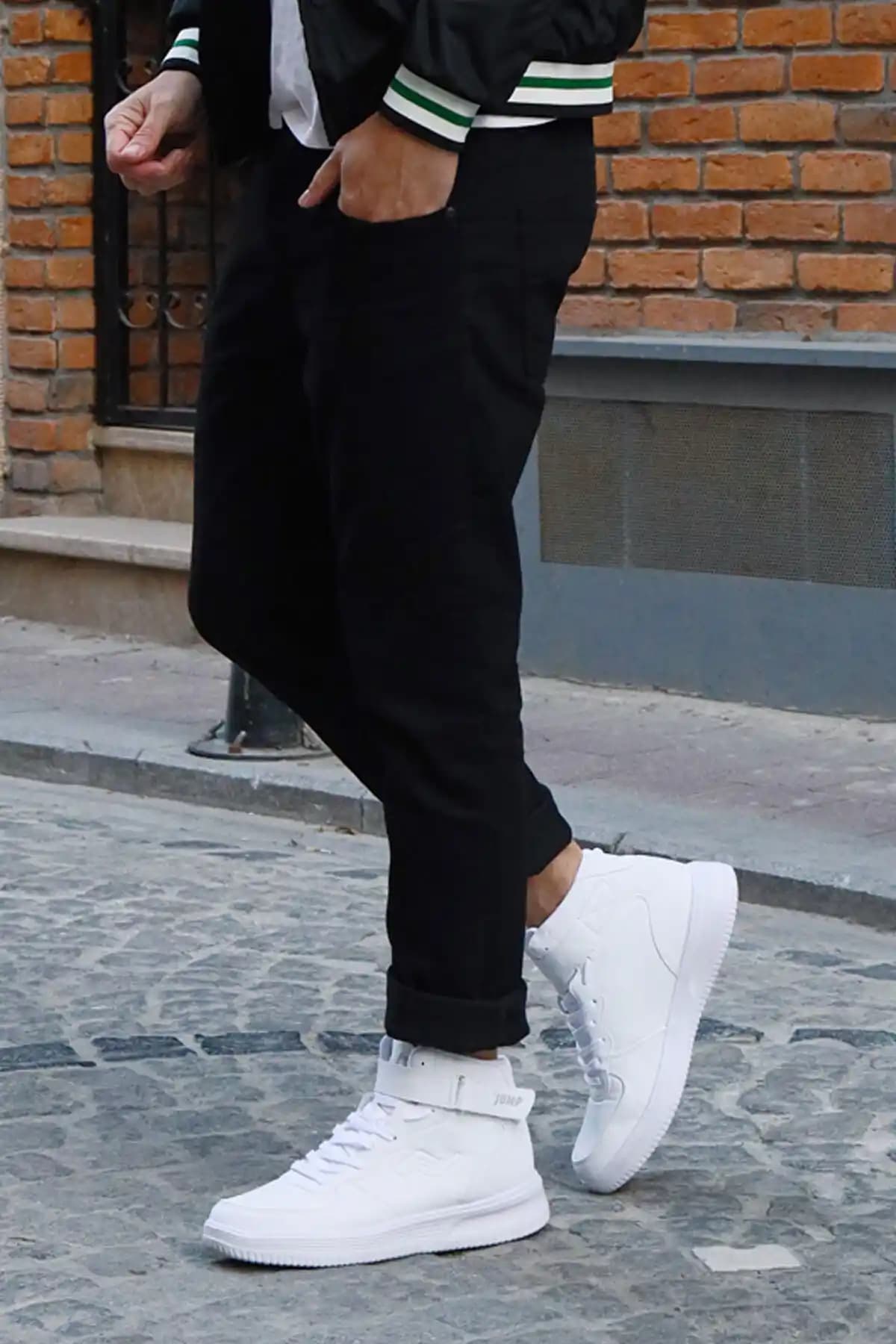 Yüksek Bilekli Erkek Spor Ayakkabıları Moda Trendleri ve Kombinasyon Önerileri