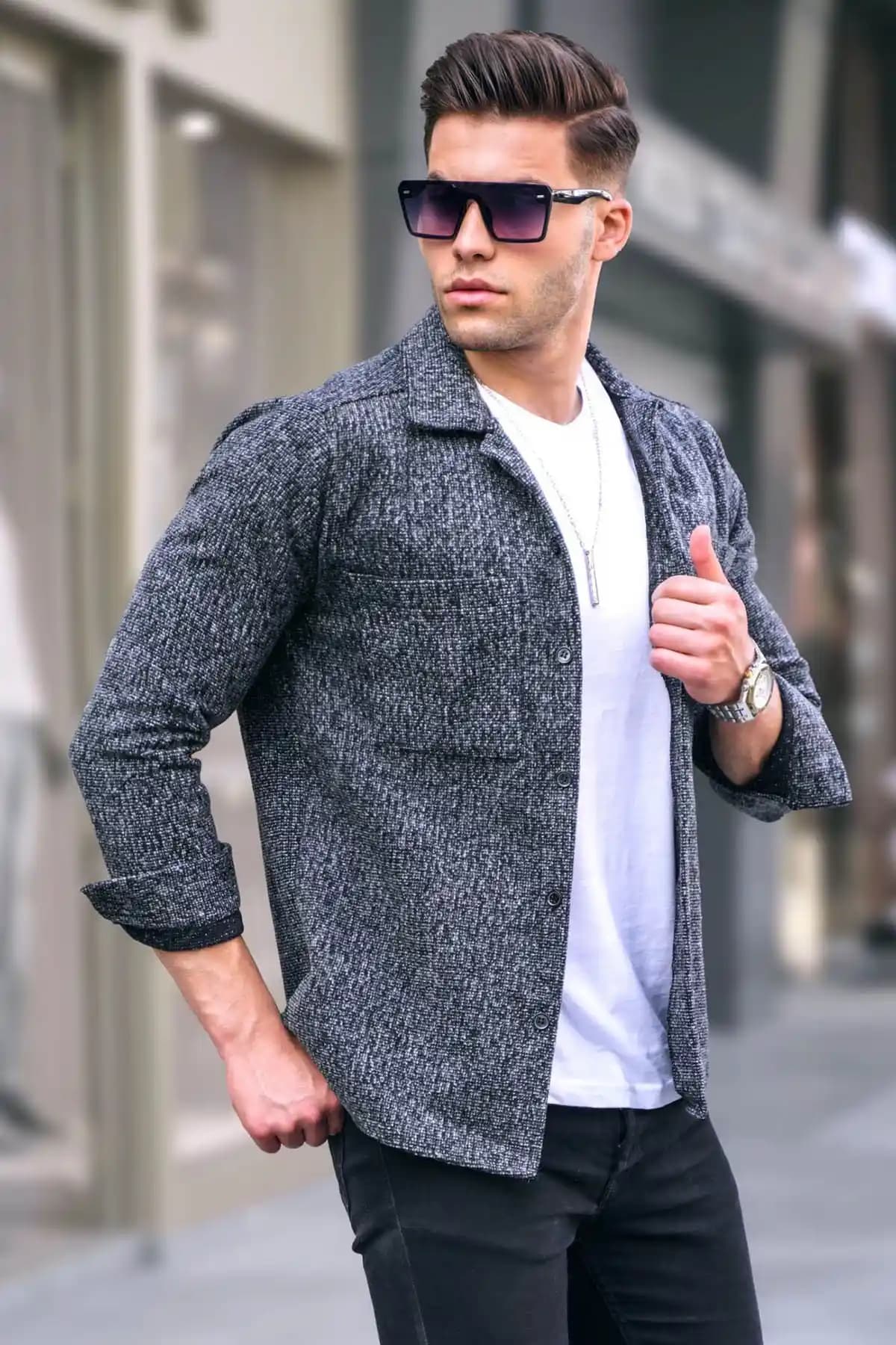 Yün Gömlek: Doğal ve Şık Bir Moda Parçası, Sürdürülebilirlik ve Konforun Buluşması