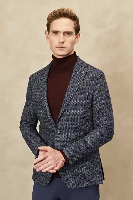 Yünlü Kıyafetlerin Moda Dünyasındaki Yeri ve Güncel Trendler