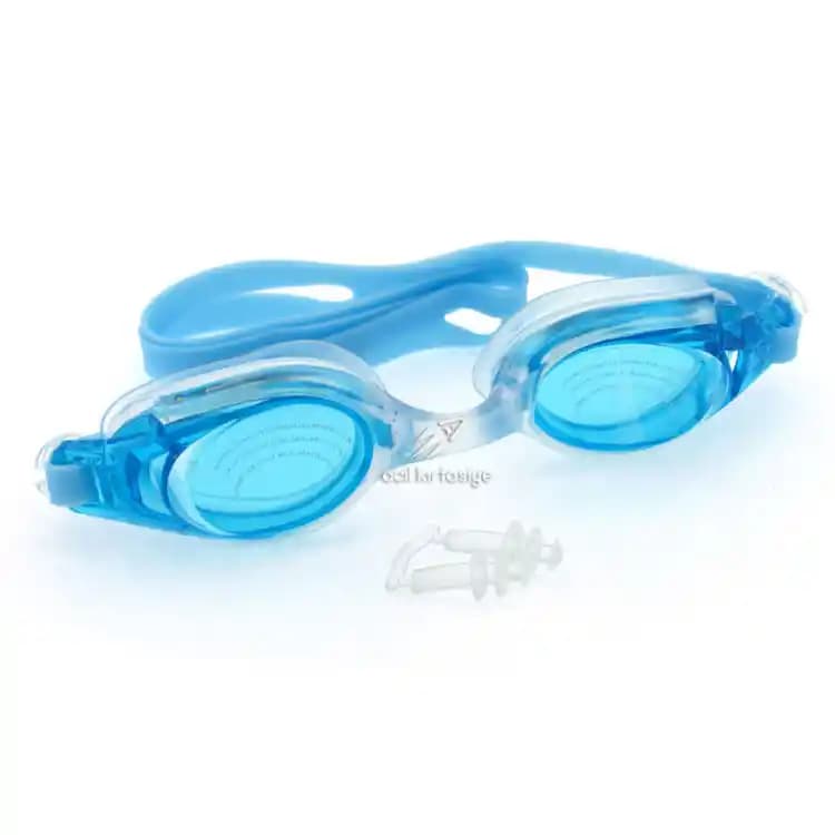 Yüzme Gözlüğü Seçimi ve Moda Trendleri: Performans ve Stil Bir Arada