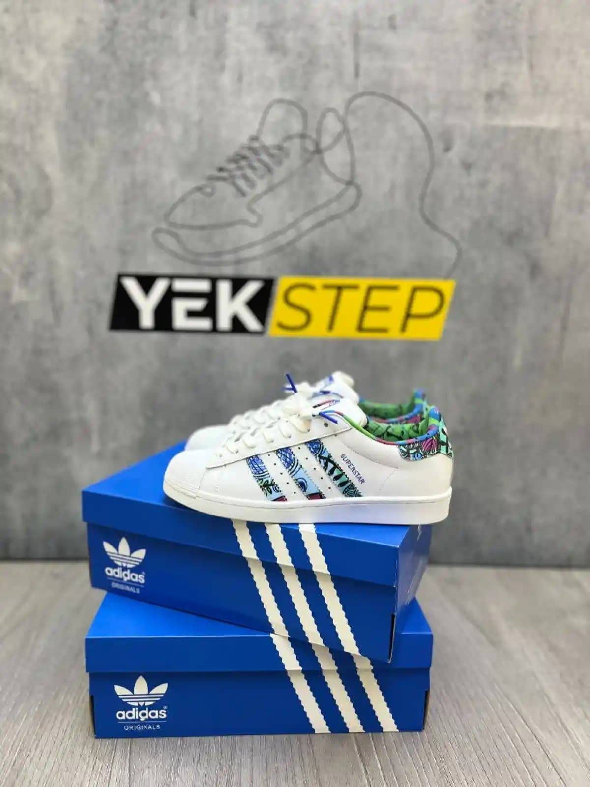 Zebra Süperstar Moda Koleksiyonu: Vahşi ve Şık Tasarımlarla Kendinizi İfade Edin