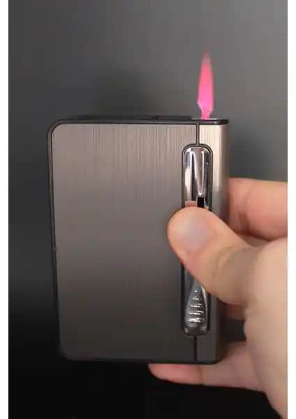 Degrade Siyah Otomatik Jet Çakmaklı Sigara Kutusu: Şıklık ve İşlevsellik Bir Arada