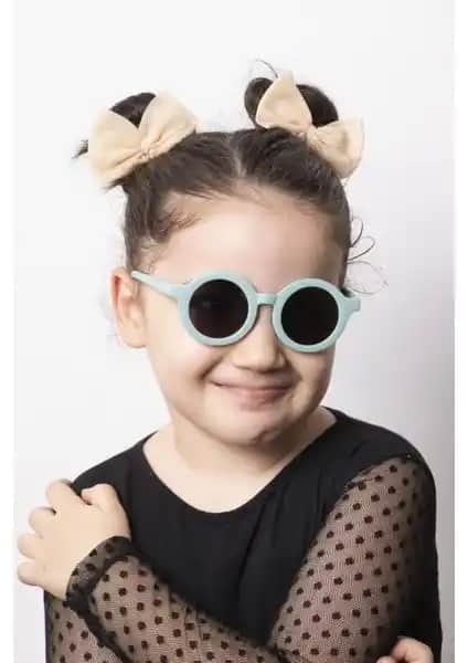 Modalucci Çocuk Güneş Gözlüğü: Güvenli ve Şık Tasarım ile Güneşten Koruyan Ürün