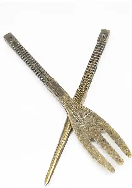 Üstüntaş Nargile Çatal ve Iğne Seti: Dayanıklı ve Hijyenik Nargile Aksesuarları