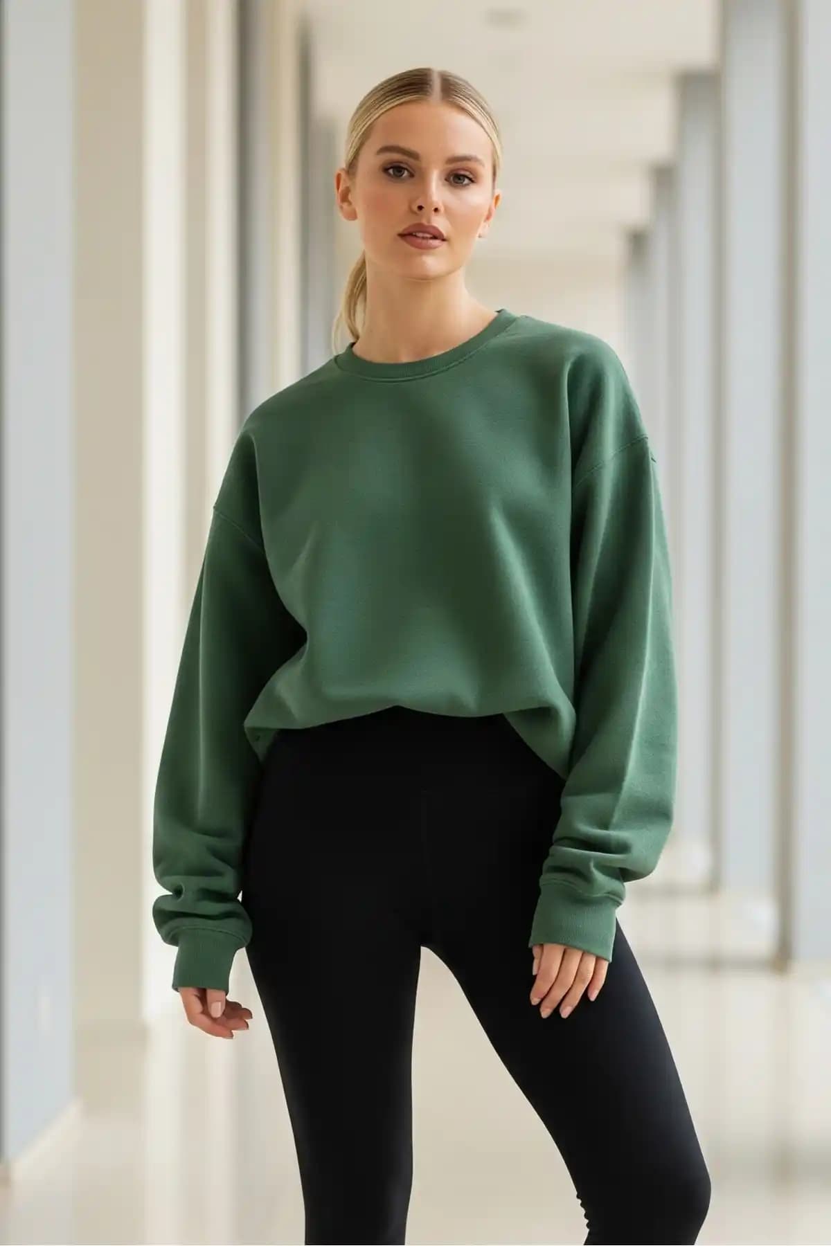 COMBİNE MİCHAİL Kadın Oversize Yeşil Kışlık Sweatshirt: Konfor ve Şıklığın Buluşması