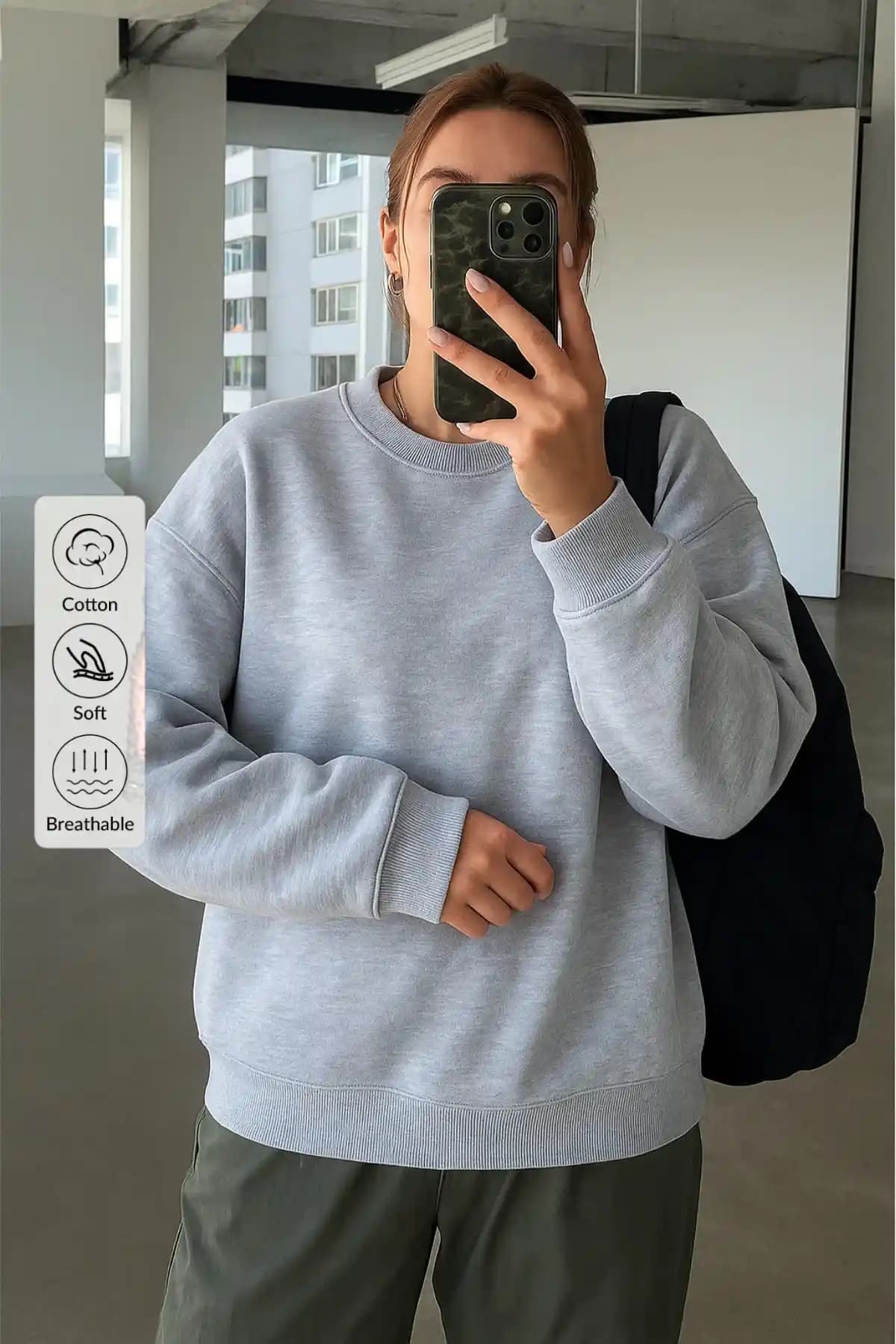 Kadınlar İçin Modern Oversize Gri Sweatshirt Konfor ve Şıklık Sunar
