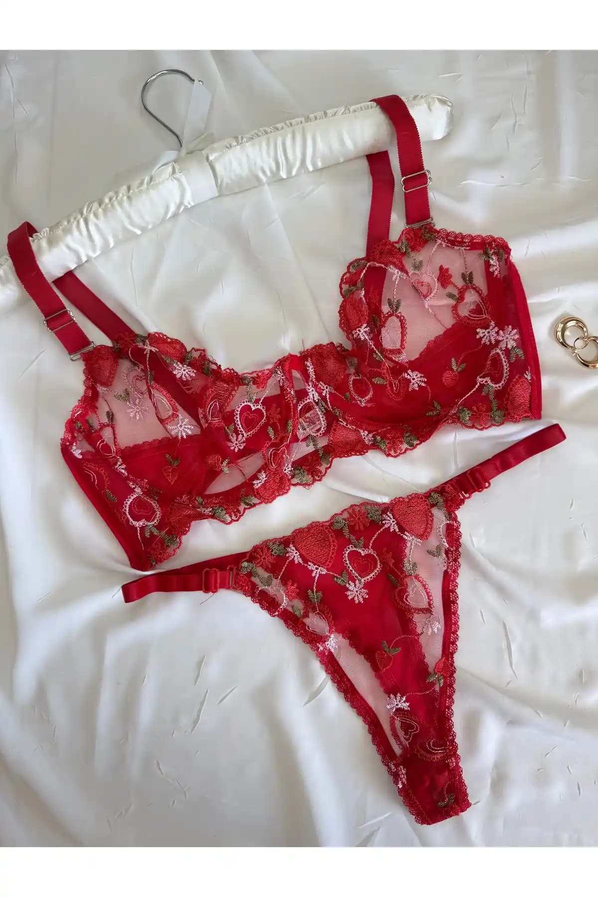 Rozenin Lingerie Büyük Beden Dantelli Transparan Sütyen Takımı Şıklık ve Konfor Bir Arada