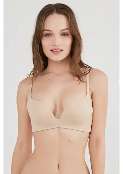 Penti #hiççamaşırı ve NBB Ten Rengi Mikro Sütyen: Konfor ve Destek Karşılaştırması