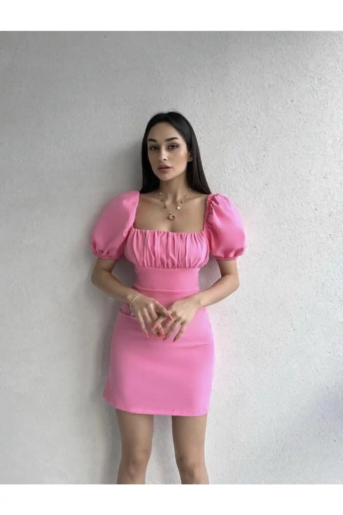 Afiş Butik Pembe Karpuz Kollu Sırt Dekolteli Elbise Modern ve Şık Tasarımıyla Yaz Favorisi