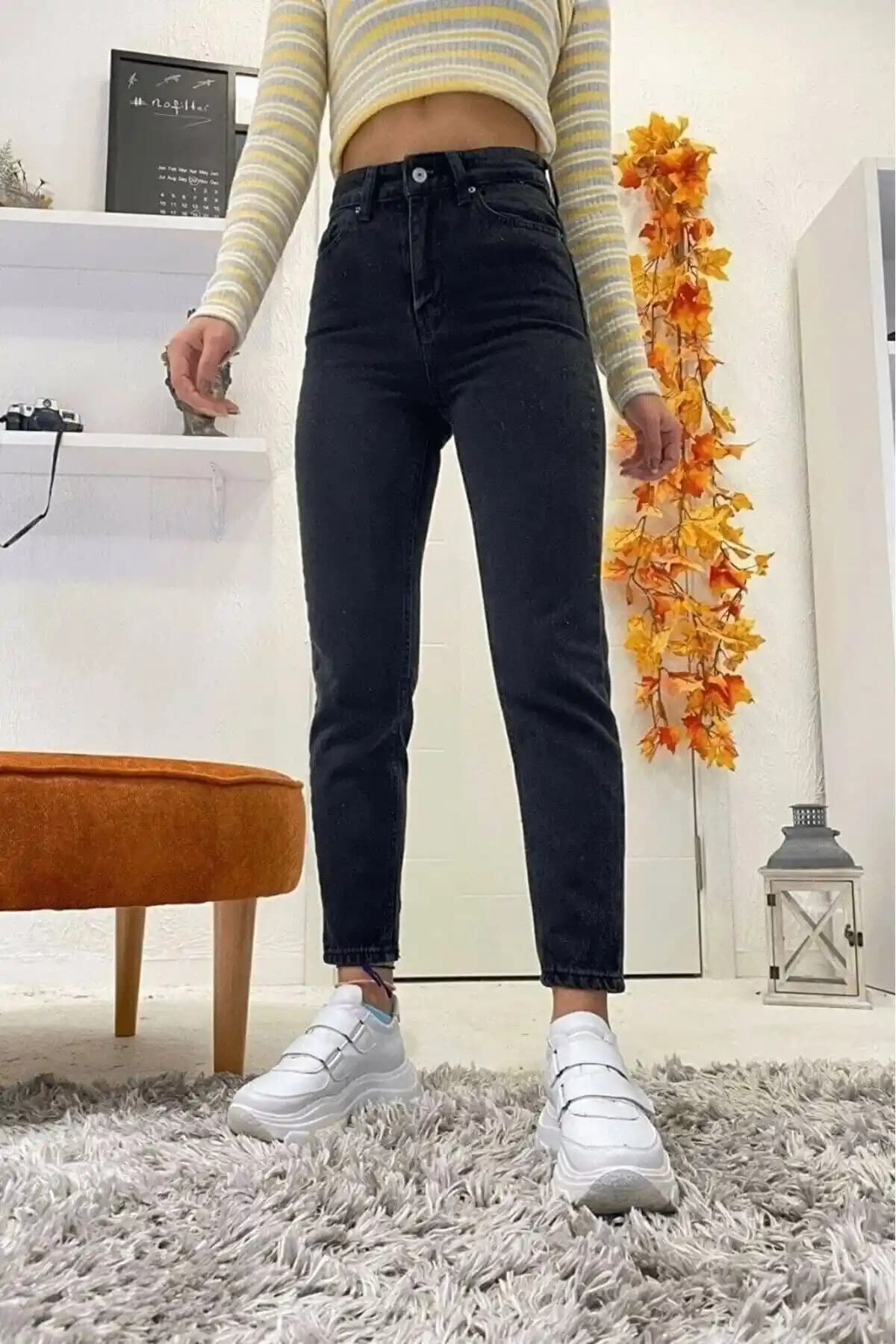 Bella Denim Siyah Yüksek Bel Mom Jean Kot Pantolon Modern ve Şık Tasarım