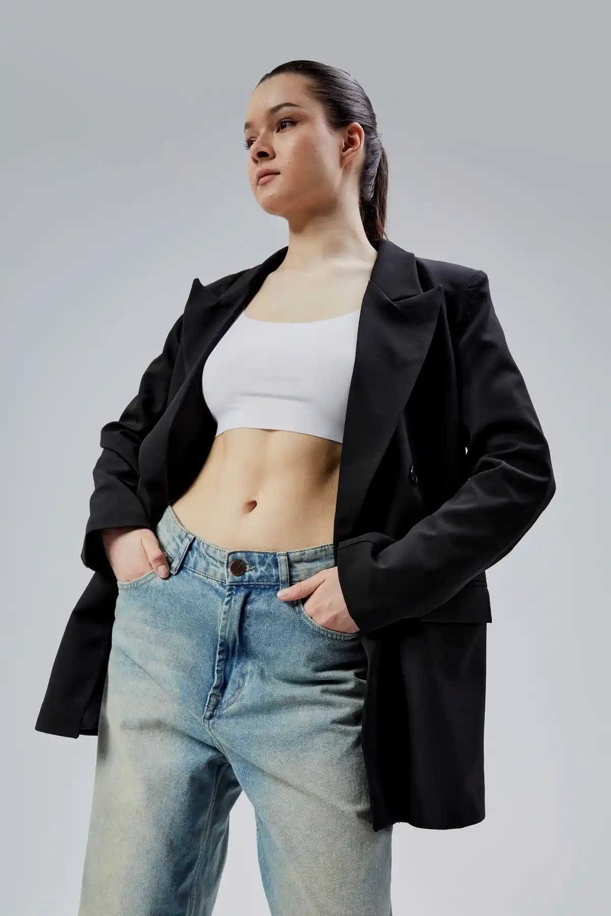 Bolivente Siyah Kruvaze Astarlı Oversize Blazer Ceket Şıklık ve Konfor Sunar