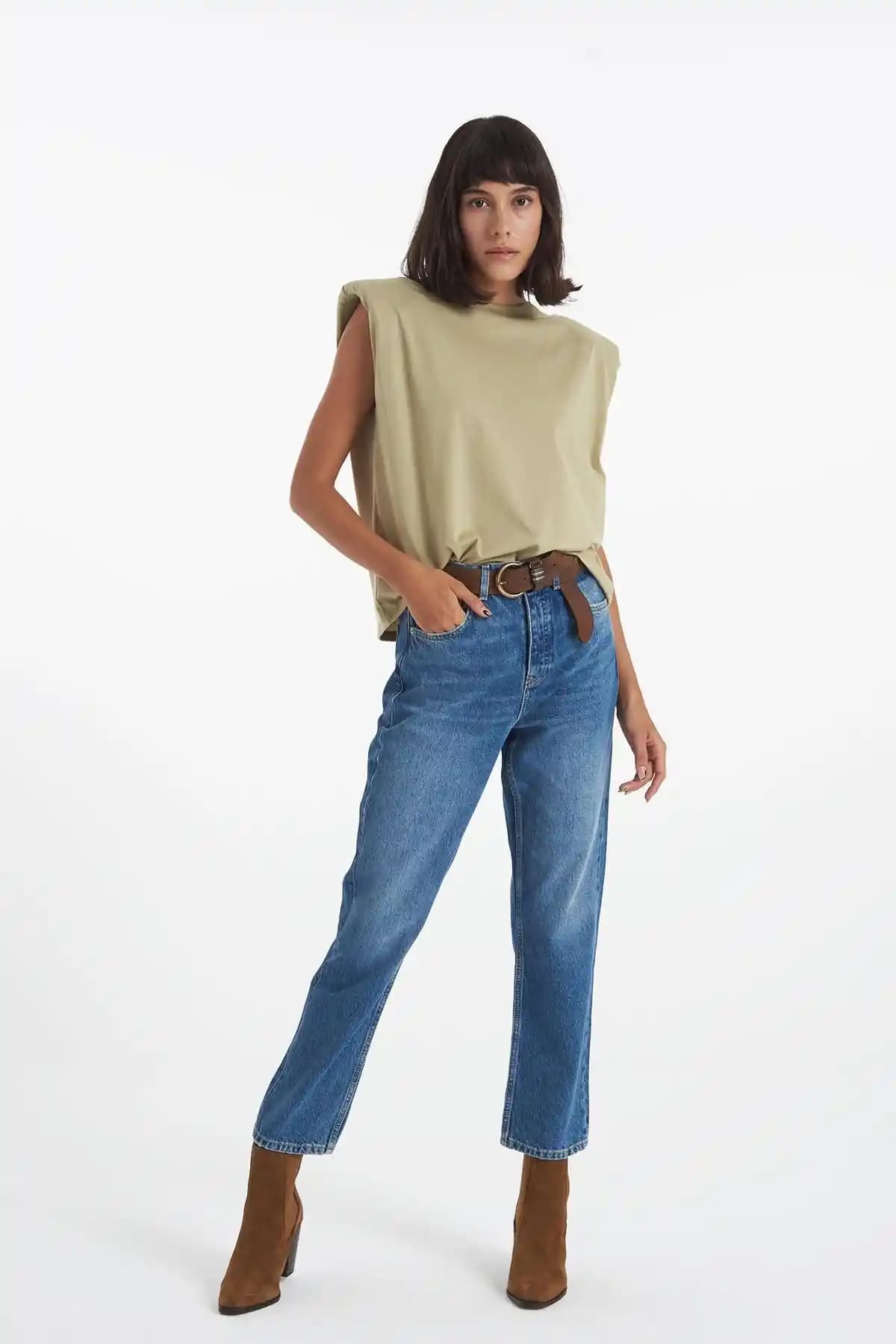 Cross Jeans Eliza Cropped: Şık ve Rahat Yüksek Bel Denim Pantolon Modelleri