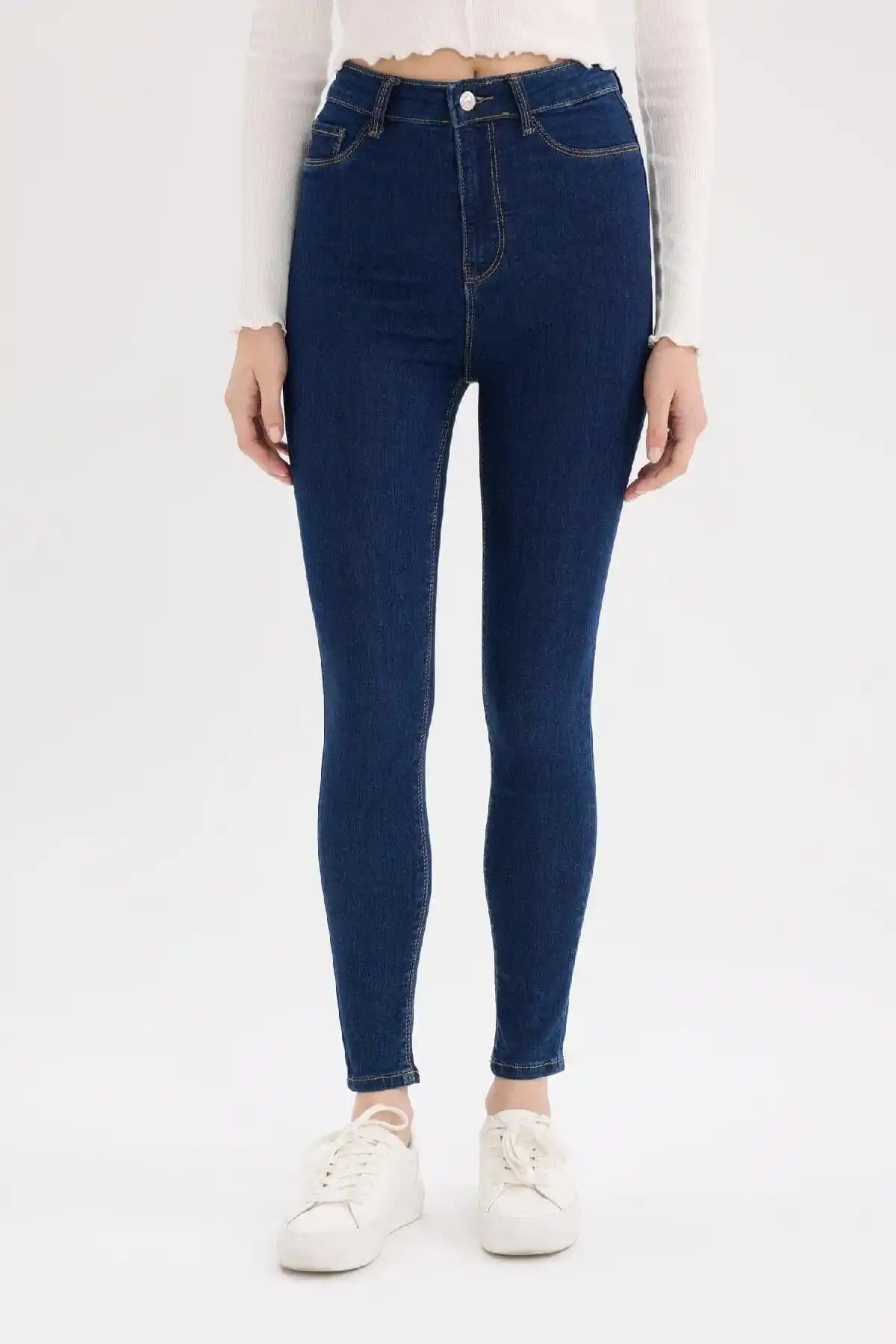 Defacto Jegging ve Super Skinny Fit Yüksek Bel Jean Pantolon Karşılaştırması