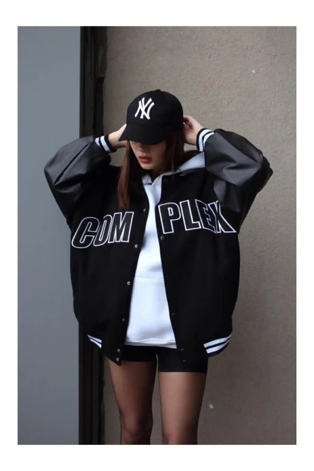 Deri ve Jean Ceketlerin Karşılaştırması: Stil ve Fonksiyonellik Analizi