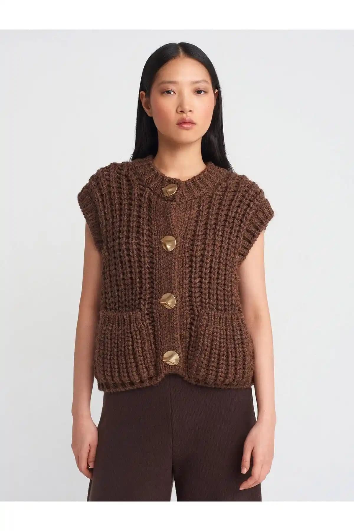 Dilvin 60961 Kadın Bisiklet Yaka Yuşak Dokulu Cepli Düğmeli Triko Yelek Günlük Şıklık