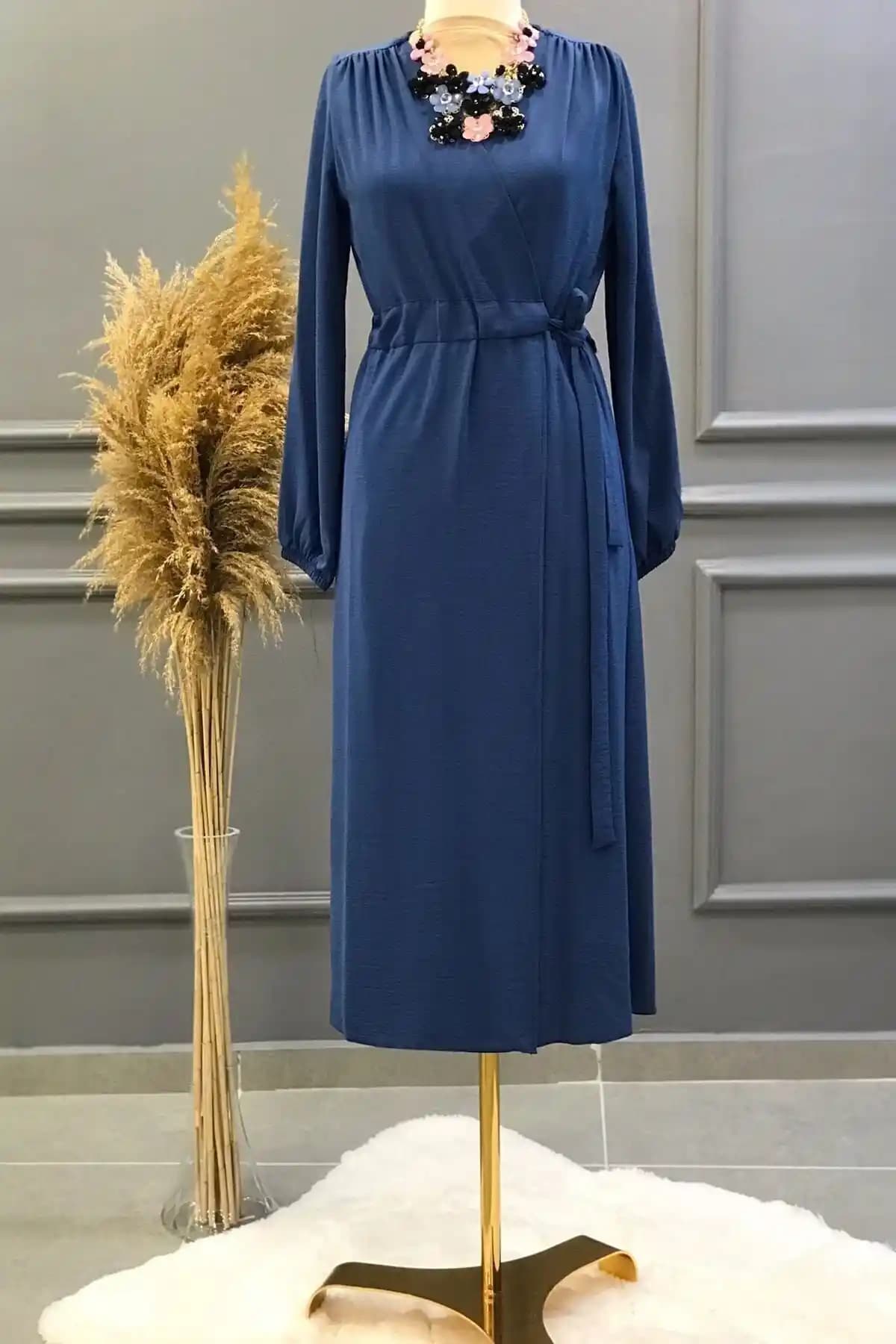 Ebrar Store Ayrobin Yandan Bağlamalı Kap: Modern ve Şık Günlük Giyim Seçeneği