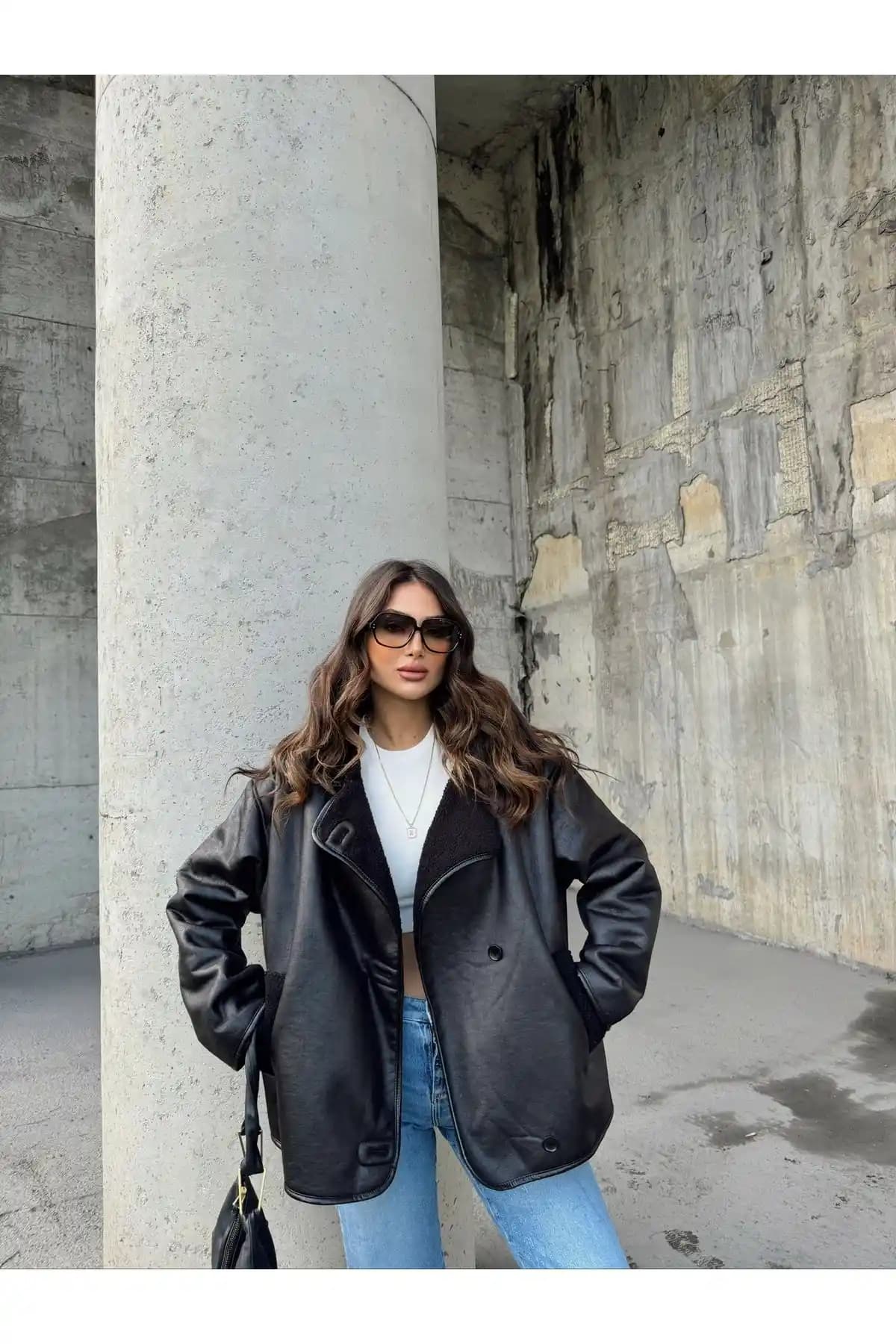 Ekim Store ve VAGGON Kışlık Mont ve Ceket Karşılaştırması