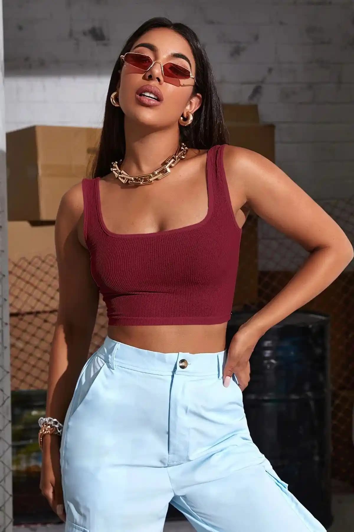 İmoda Kadın Bordo Askılı Crop Top Bluz Modern ve Rahat Tasarımıyla Günlük Kullanım İçin