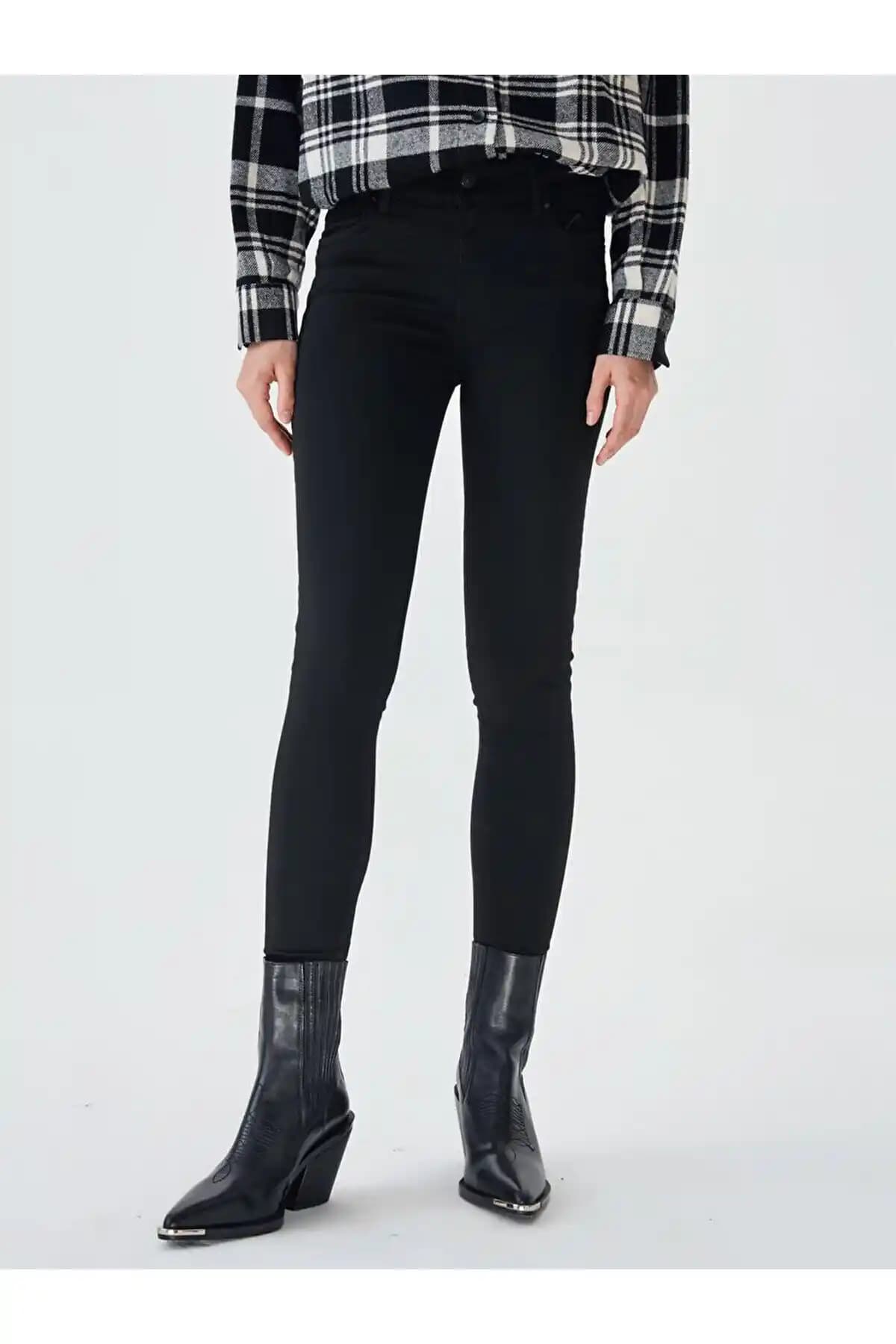 Ltb Lonıa Mid Rise Super Skinny Pantolon: Modern Şıklık ve Konforun Buluşması