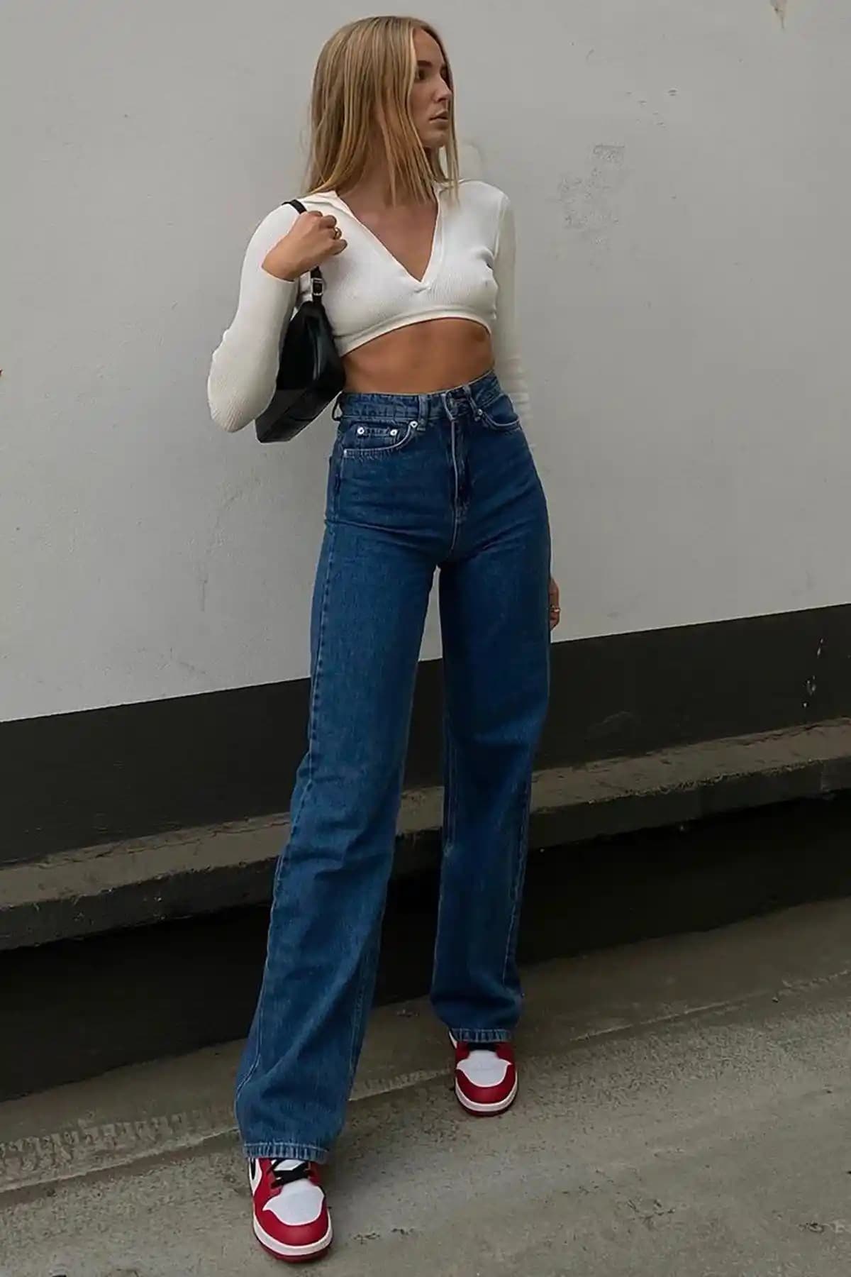 Madmext Mavi Palazzo Yüksek Bel Kadın Jean Modeli Günlük Şıklık ve Konfor Sunar