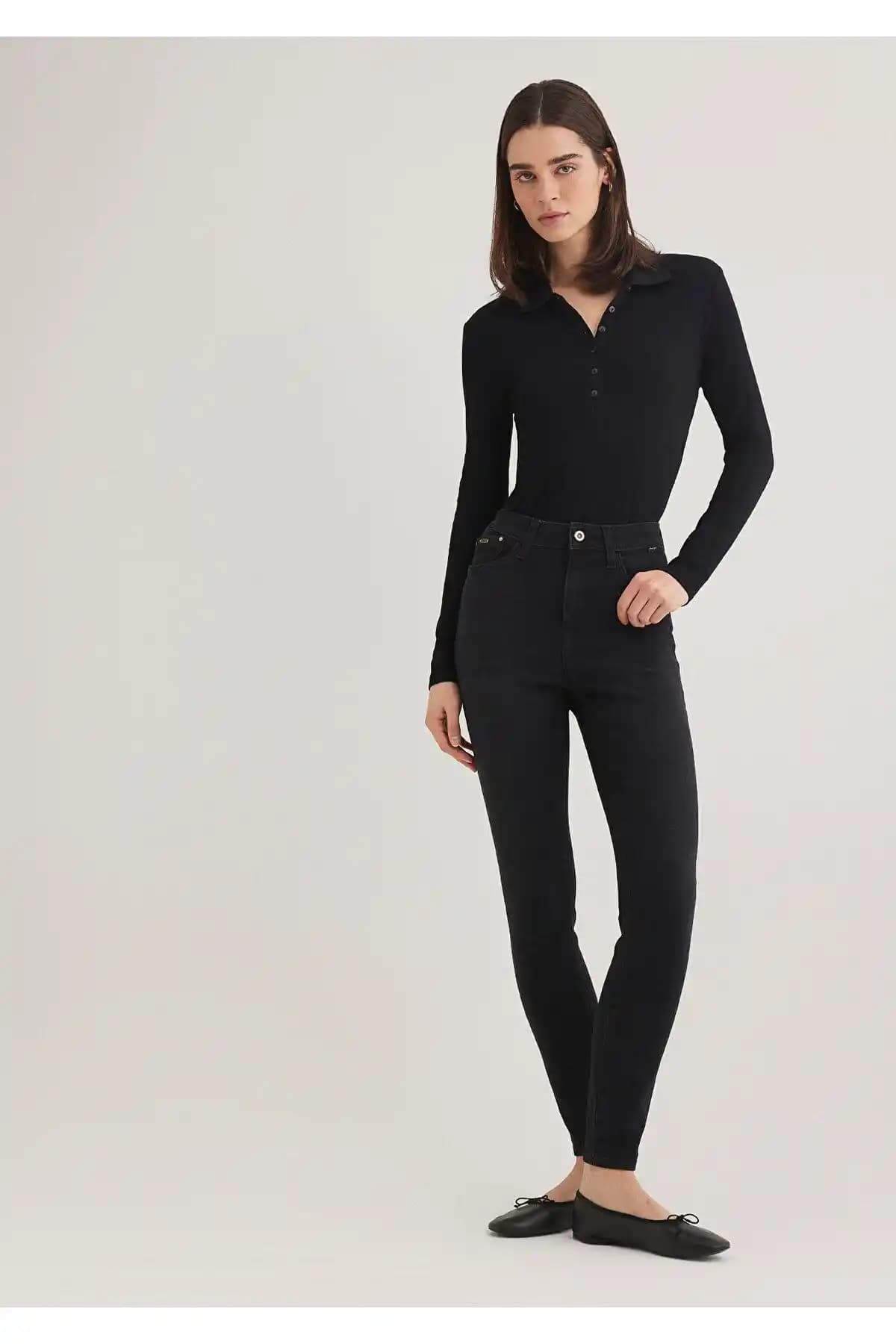 Mavi Serenay Gold Pantolonları Karşılaştırması: Antrasit ve Siyah Modellerin Özellikleri