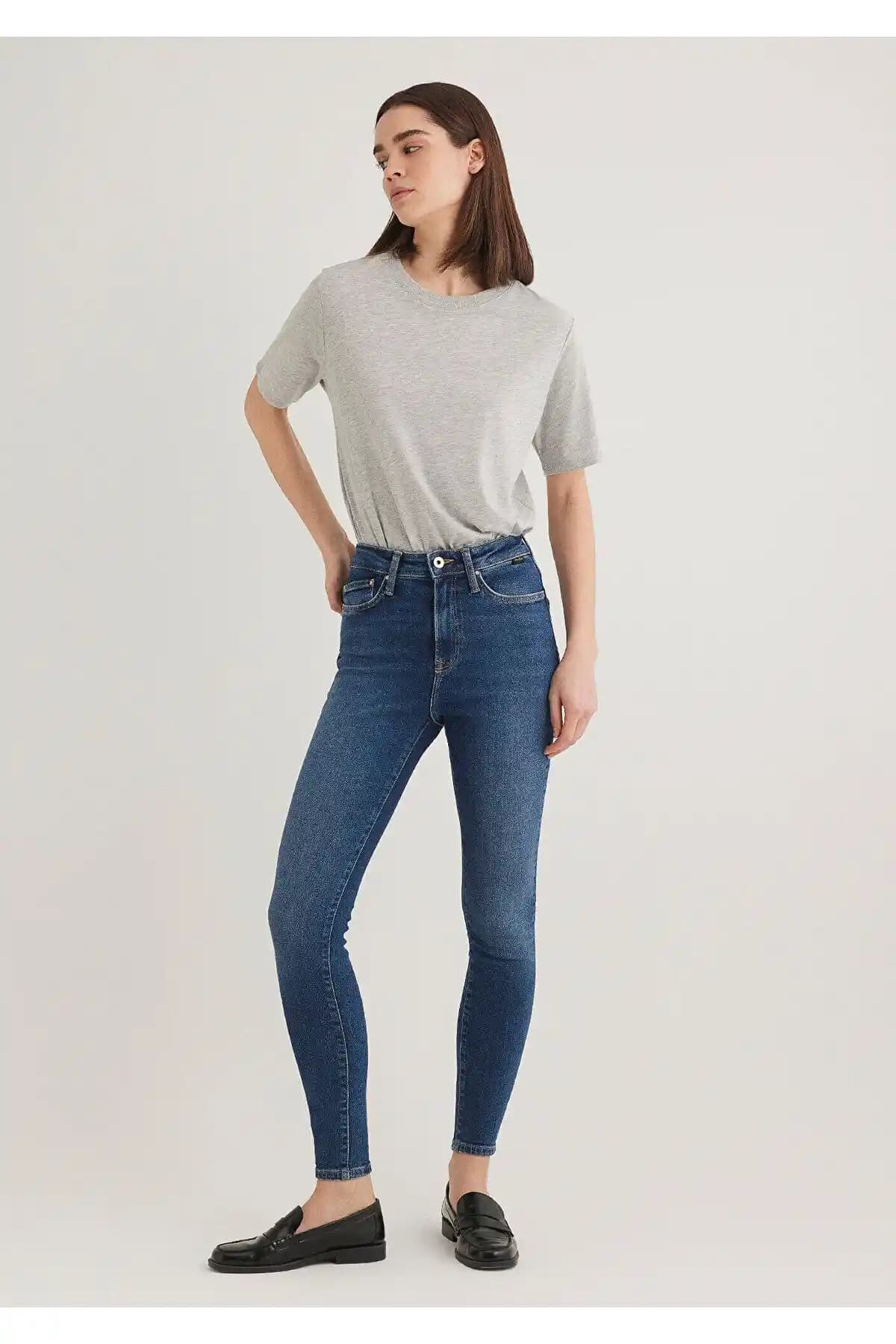 Mavi Serenay Gold Shape Koyu Jean Pantolon Kadınlar İçin Şık ve Konforlu Denim Parçası
