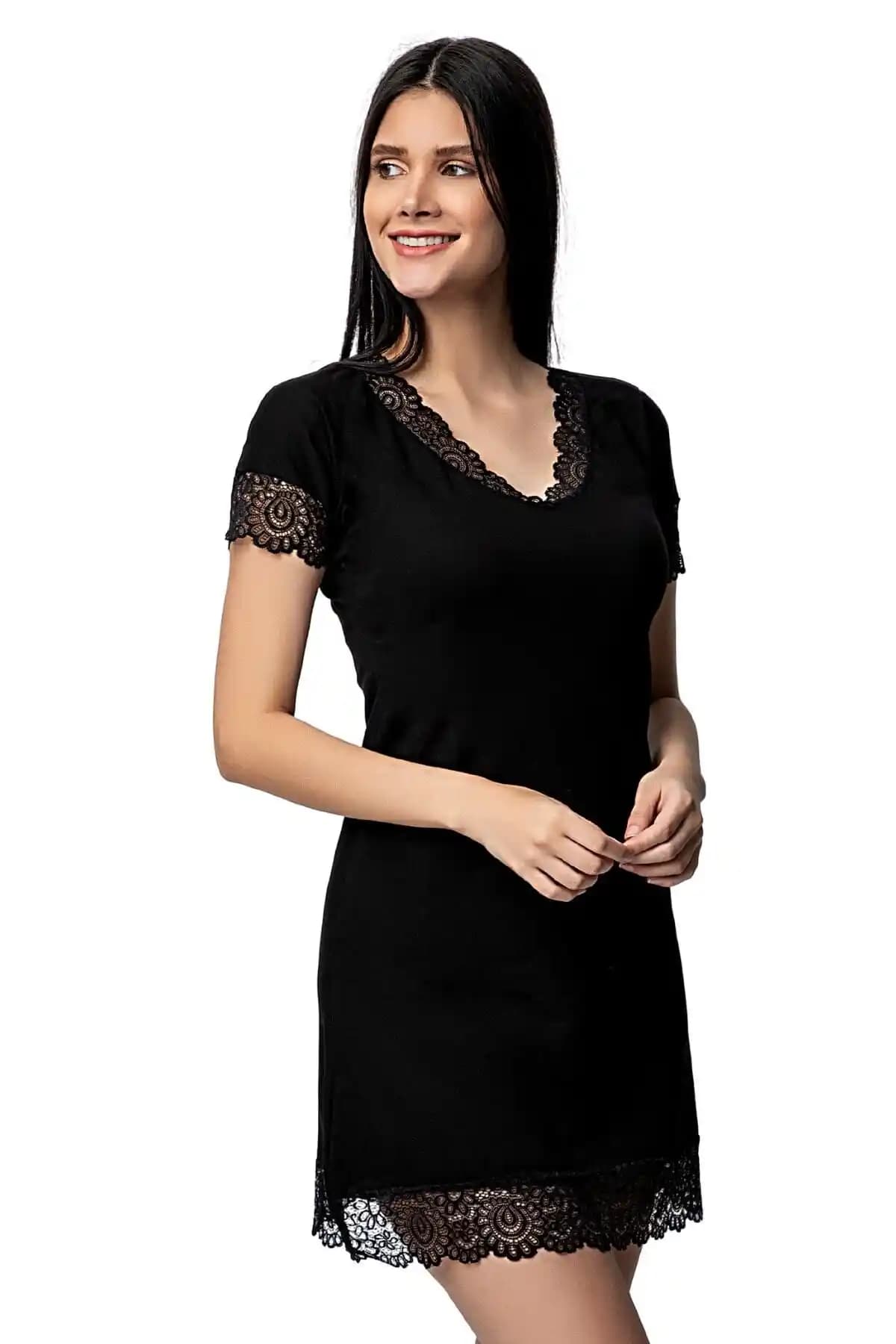 Özlem & Donex Kısa Kol Dantelli Penye Gecelik 1592: Şıklık ve Rahatlık Sunan Modern Tasarım