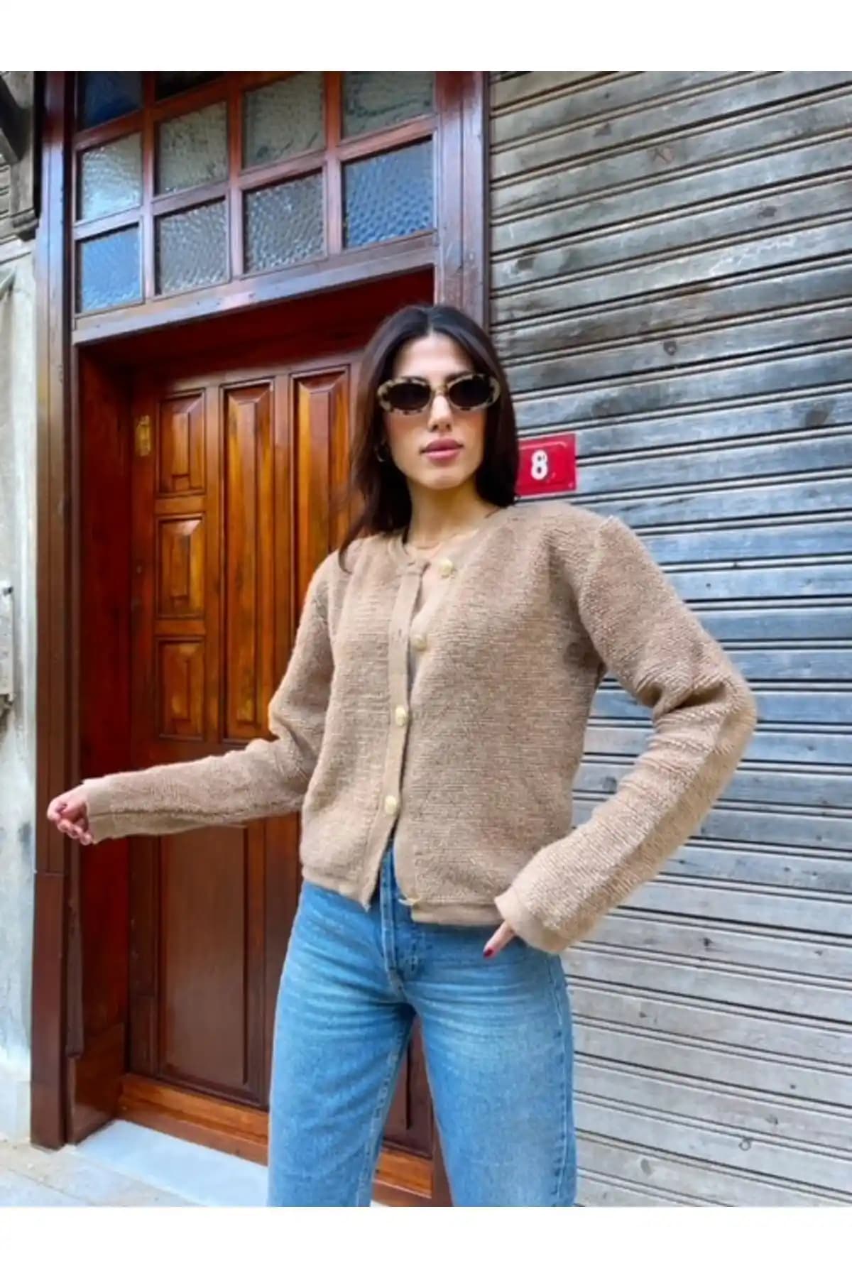 Puella Kadın Peluş Detaylı Kahverengi Triko Hırka Şıklık ve Konforun Buluşması