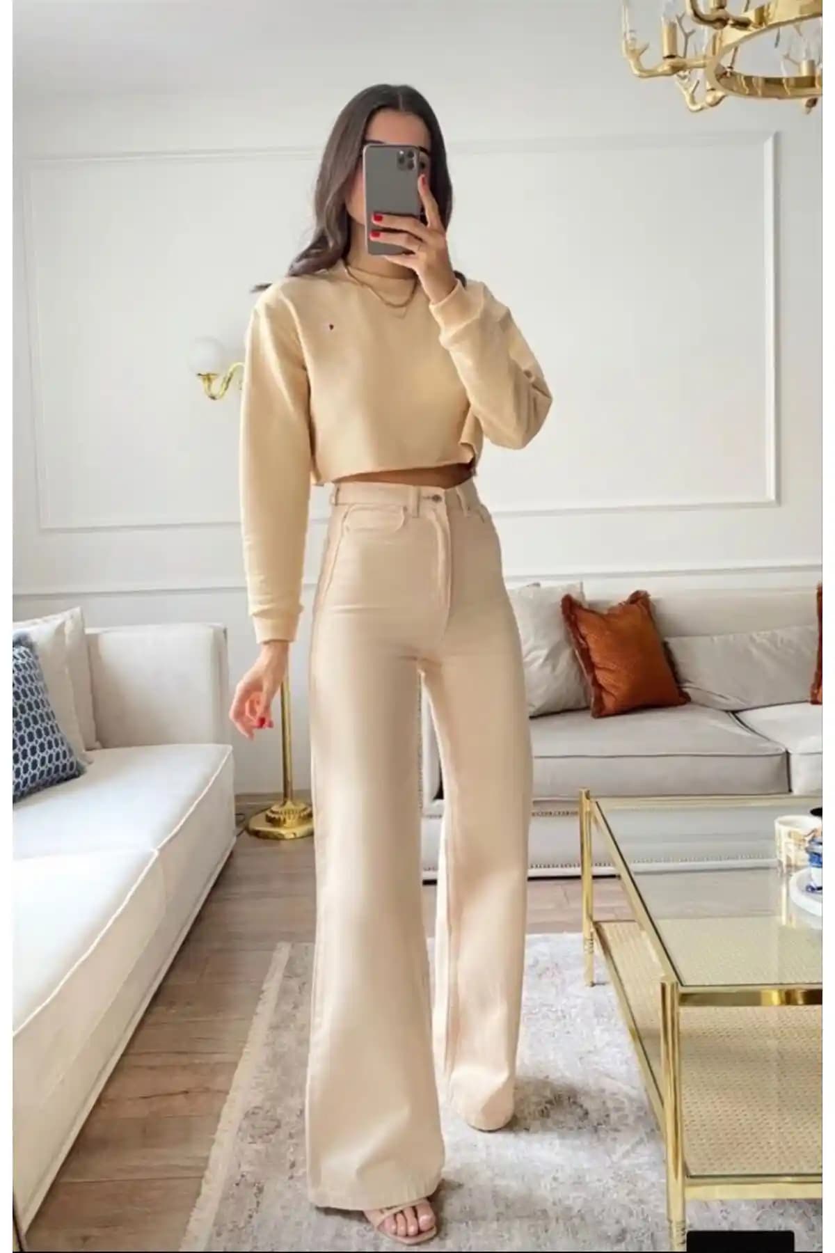 Qisso Palazzo Bej Bol Paça Kot Pantolon Günlük Şıklık ve Konfor Sunar