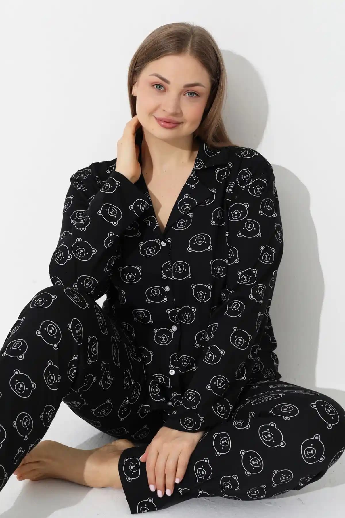 Siyah İnci Siyah Ayıcık Desenli Büyük Beden Düğmeli Pamuklu Pijama Takımı
