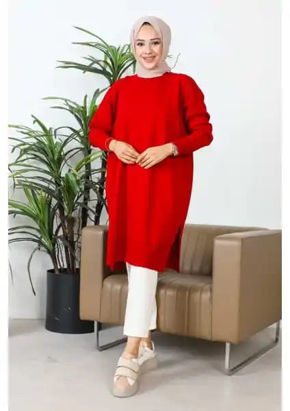 İki farklı triko tunik modeli karşılaştırması: malzeme, tasarım ve kullanıcı deneyimleri