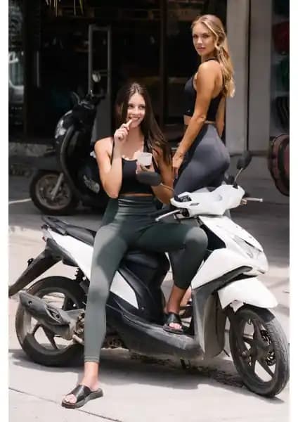 Jerf Gela ve Jerf Pine Yüksek Bel Toparlayıcı Spor Taytları Karşılaştırması