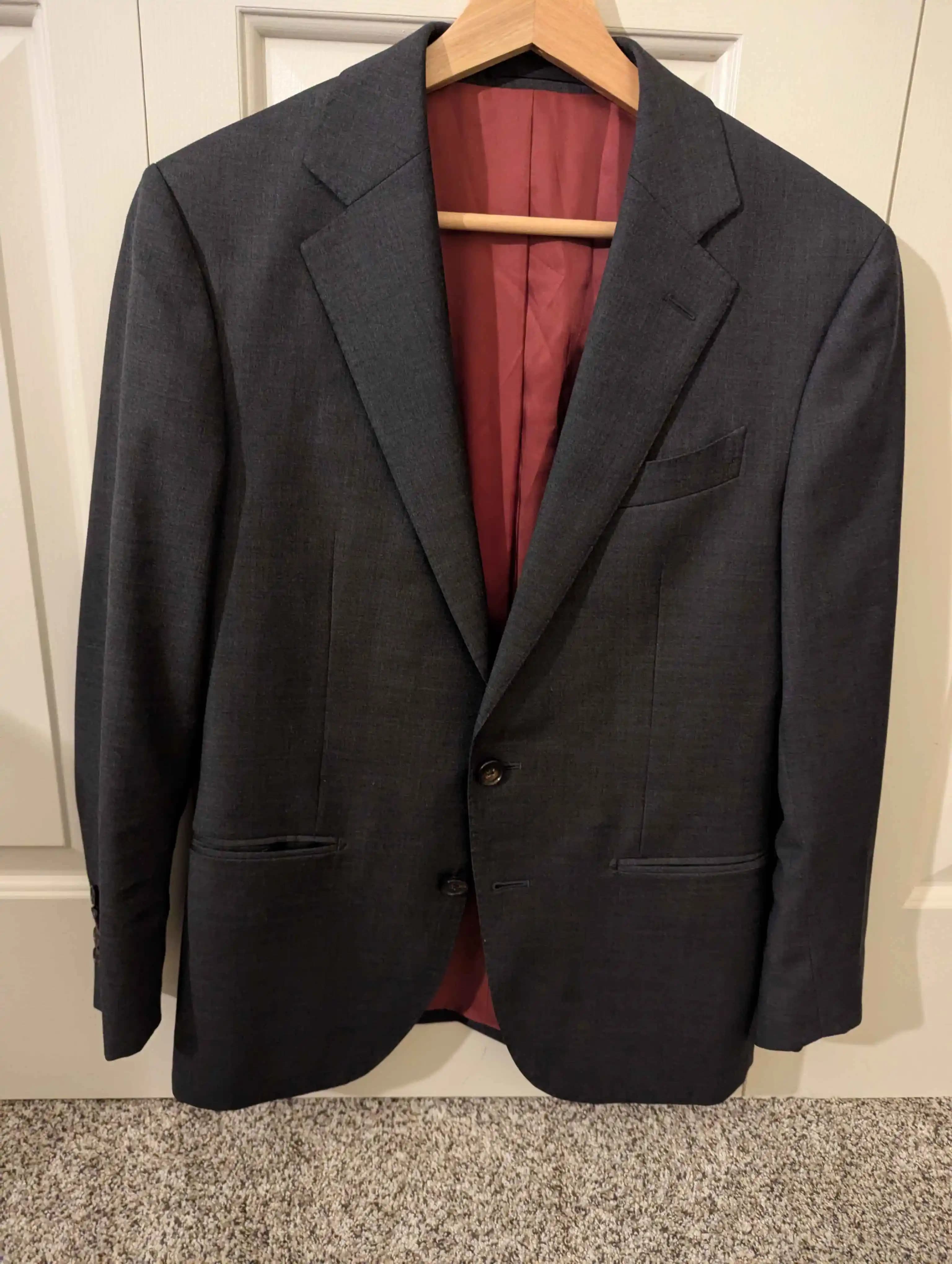 Orphaned Suit Jacket Nedir ve Nasıl Kullanılır? Takım Ceketi ile Spor Ceket Arasındaki Farklar