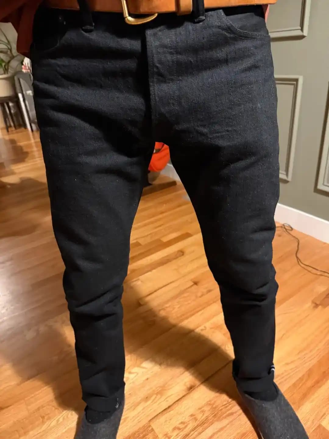 Pure Blue Japan XX-019-BK 14oz Raw Denim: Rahat Taper Kesim ve Slubby Kumaş Özellikleri