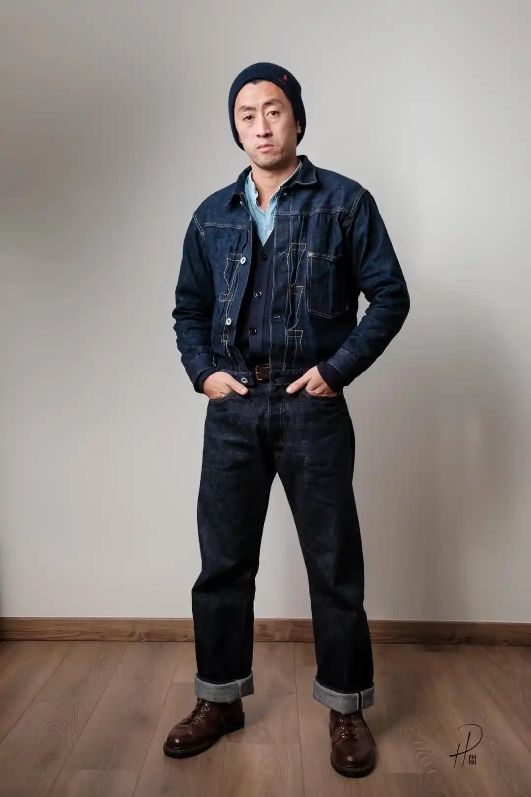 Selvedge Denim Koleksiyonunda Kumaş Kalitesi, Kesim ve Kullanıcı Deneyimleri Üzerine İnceleme