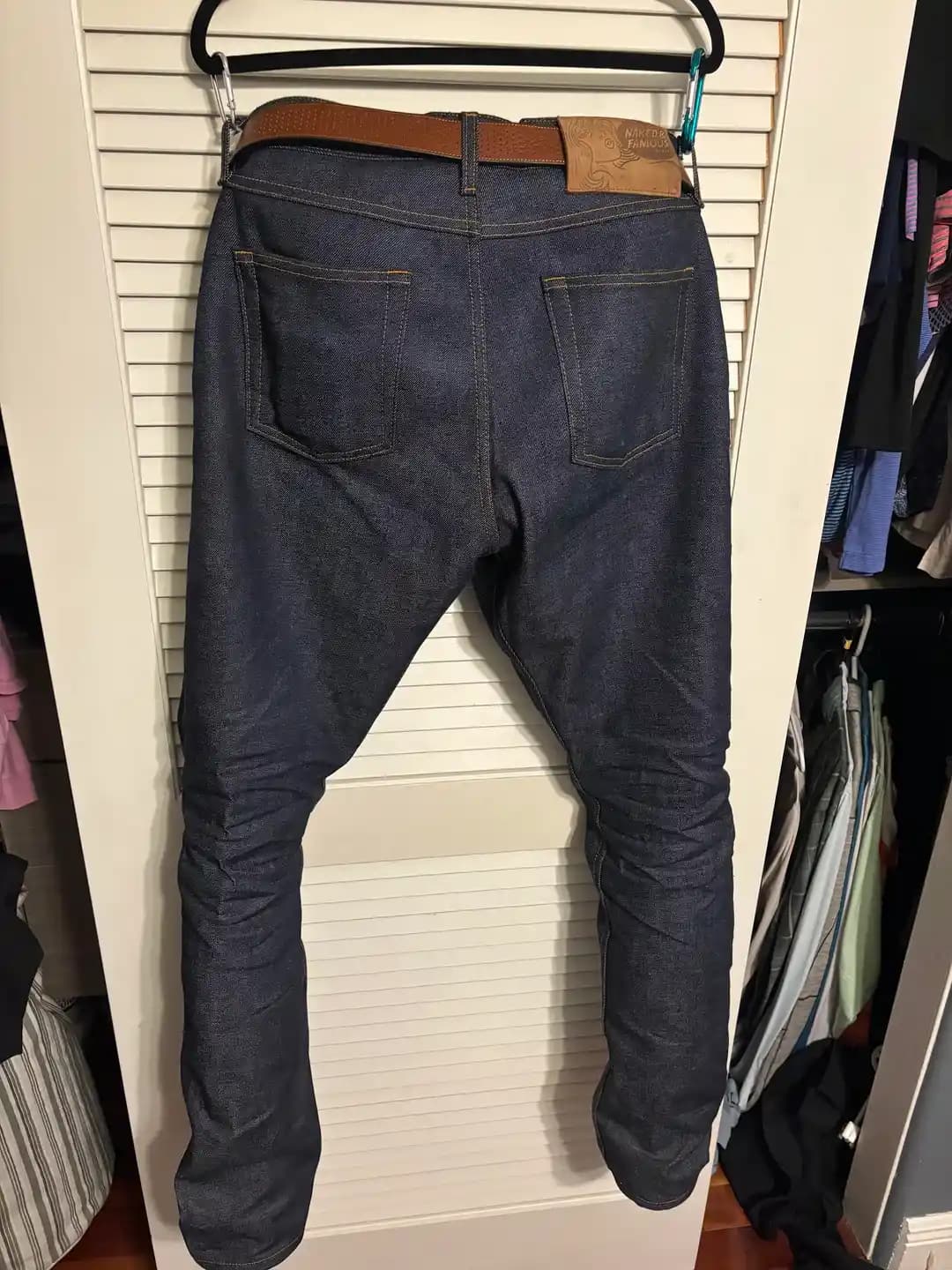 Selvedge Denim Kullanımı, Solma Süreci ve Bakım Tavsiyeleri: Nemli İklimlerde Dikkat Edilmesi Gerekenler