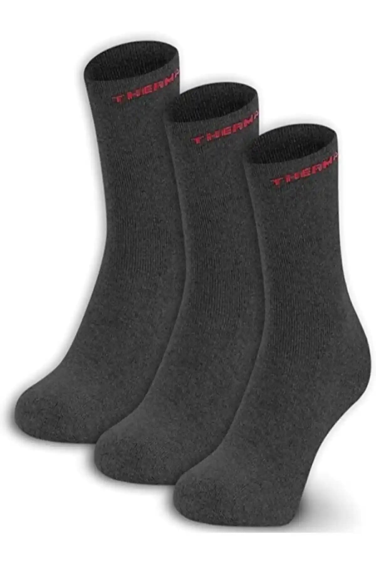 Kalın Termal Kışlık Çoraplar: Şıklık ve Konforu Bir Arada Sunar