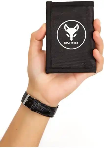 Kindfox Unisex Nostalji Spor Cüzdanı İncelemesi: Şık ve Fonksiyonel Tasarım