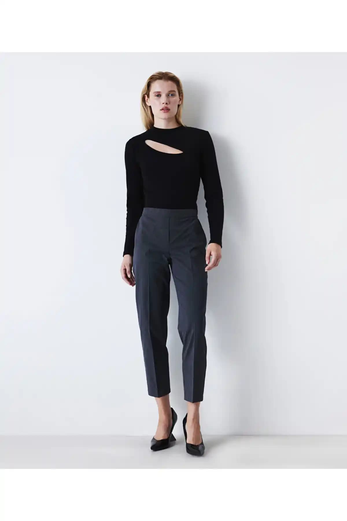 MISS IPEKYOL Cigarette Fit Pantolon: Şık ve Rahat Günlük Kullanım İçin Uygun