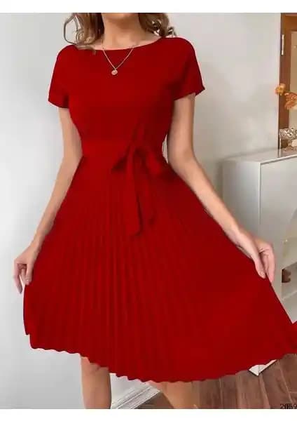 Rengamoda Kadın Pileli Etekli Kuşaklı Krep Kumaş Elbise Günlük ve Şık Kullanım İçin