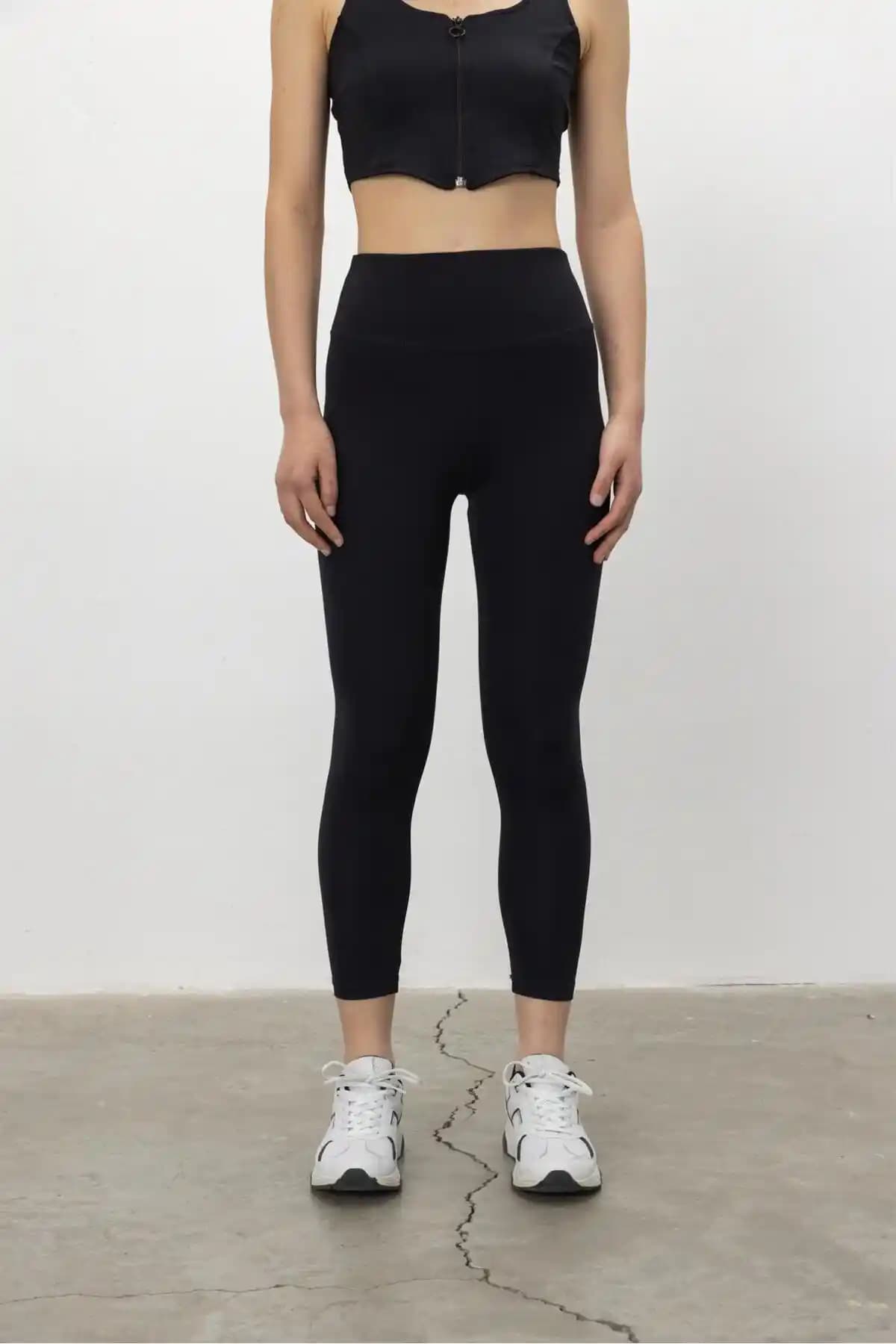 TUBİA Toparlayıcı Spor ve Yoga Taytı: Konfor ve Şıklık Sunan Yüksek Bel Spor Giysisi