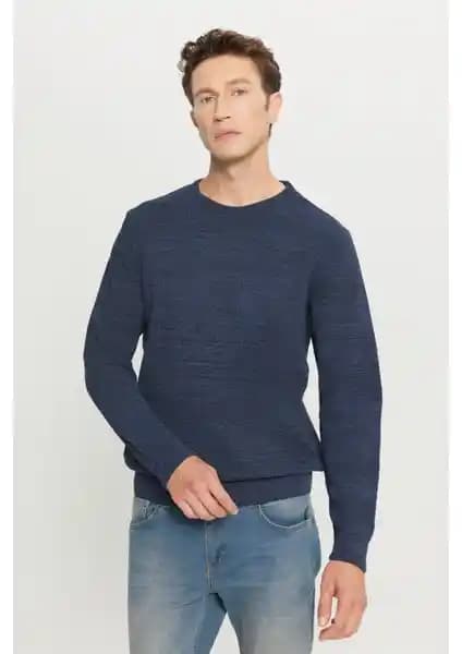 Altınyılz Classics ve DeFacto Erkek Triko Kazak Karşılaştırması: Tasarım, Malzeme ve Kullanıcı Yorumları