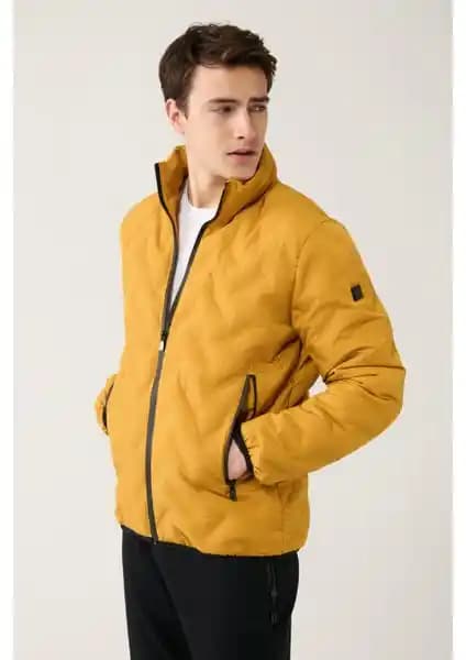 AVVA Erkek Montları Karşılaştırması: Safran Dik Yaka ve Kaz Tüyü Şişme Mont Özellikleri