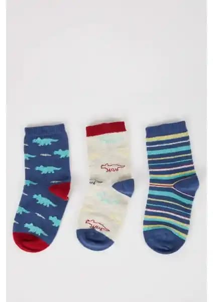 DeFacto Erkek Bebek Çorapları Karşılaştırması: Uzun ve Patik Modellerinin Özellikleri ve Kullanıcı Yorumları