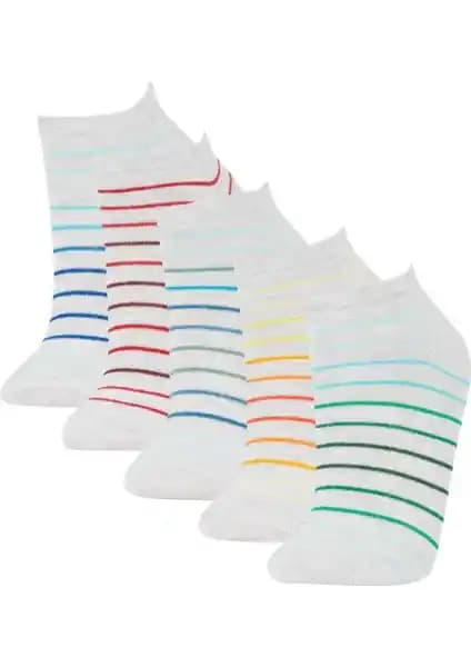 DeFacto Erkek Çocuk Pamuklu Çoraplar Karşılaştırması: Yükseklik ve Konfor Analizi