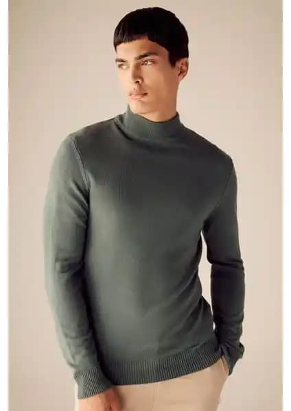 DeFacto Slim Fit Yarım Balıkçı Yaka Triko Kazak Karşılaştırması ve Özellikleri