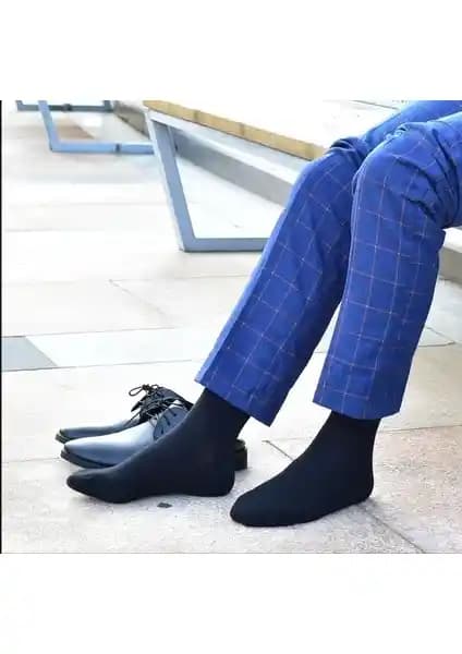 Erkek İş ve Günlük Kullanım Çorapları Karşılaştırması: Malzeme ve Tasarım Özellikleri