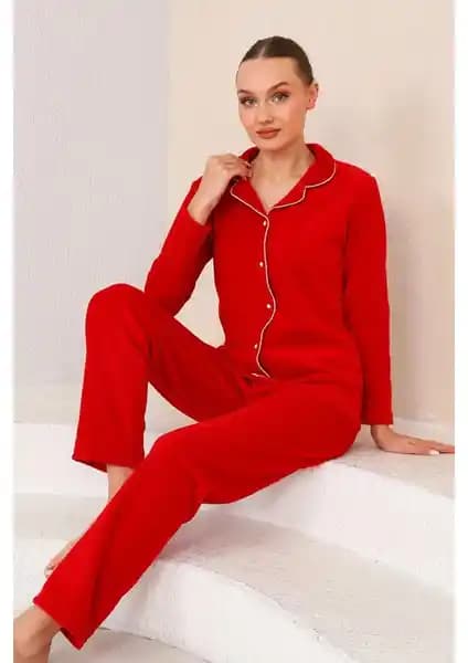 Kadın Kışlık Pijama Takımları: Peluş Polar ve Ekose Desenli Süet Modelleri