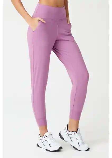 Kadın Spor ve Günlük Giyim İçin Yüksek Bel Jogger ve Tayt Karşılaştırması
